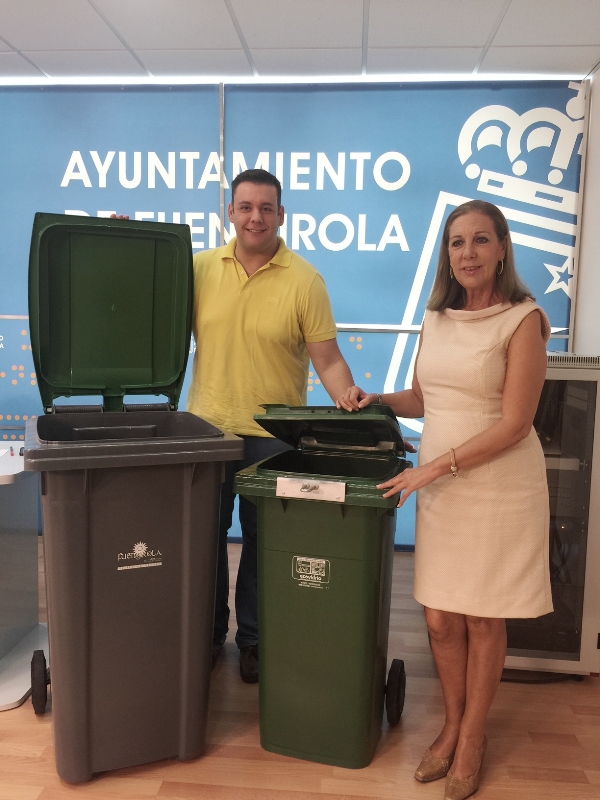 El Ayuntamiento de Fuengirola, Málaga, potenciará el reciclaje durante la Feria del Rosario con la incorporación de nuevos contenedores en el Recinto Ferial Vega y Pascual, dispositivo de Limpieza