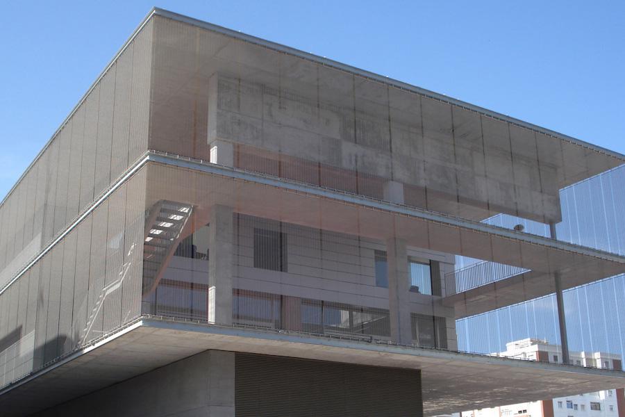 LA BIBLIOTECA MUNICIPAL MIGUEL DE CERVANTES DE MÁLAGA AMPLÍA SU HORARIO EN LA ÉPOCA DE EXÁMENES
