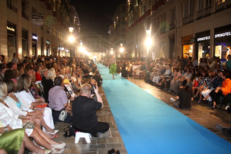 LAS MEJORES PROPUESTAS DE ALTA COSTURA HAN BRILLADO HOY SOBRE LA V PASARELA LARIOS MÁLAGA FASHION WEEK 2015