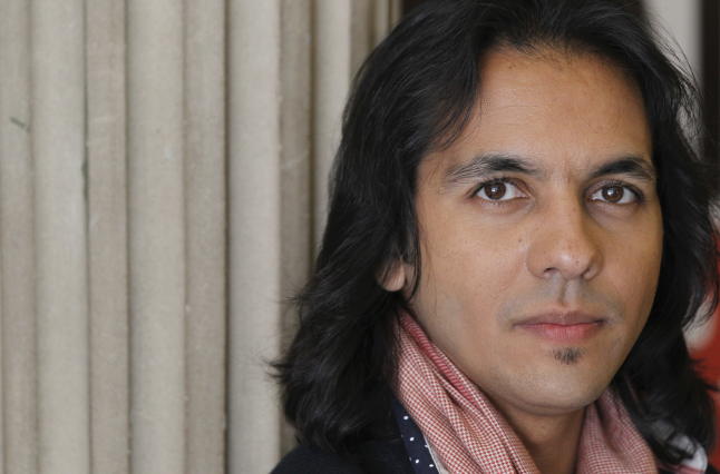FARRUQUITO SERÁ EL ARTISTA INVITADO DEL ESPECTÁCULO POR DERECHO, EN EL TEATRO CERVANTES