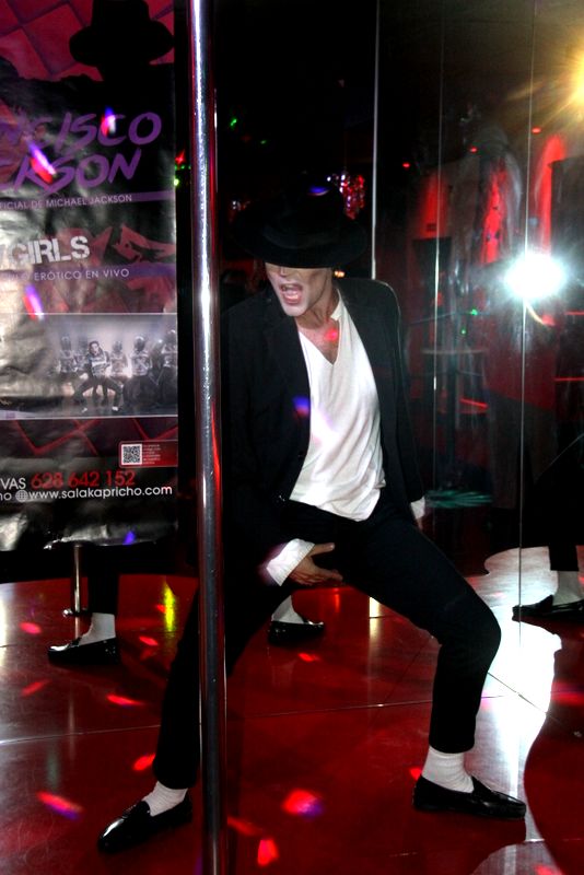 ESPECIAL FOTOGRÁFICO EL DOBLE DE MICHAEL JACKSON ACTUA ESTE FIN DE SEMANA EN LA SALA KAPRICHO DE COÍN, MÁLAGA