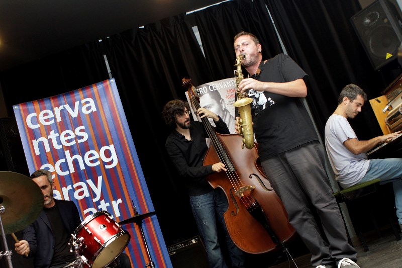 Ernesto Aurignac recupera la versión orquestal del gran Charlie Parker en el Teatro Cervantes