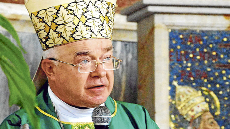 El exarzobispo polaco Jozef Wesolowski fue mandado a arrestar por el papa Francisco para que sea juzgado por delitos de pedofilia