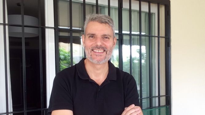 Un exalumno de la Universidad de Málaga, cuarto finalista del Premio Planeta 2016