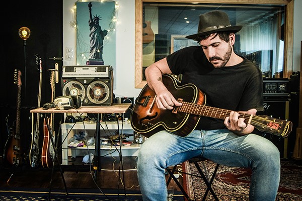 Capitan Cobarde publicará su nuevo trabajo "Carretera Vieja", el próximo 10 de febrero