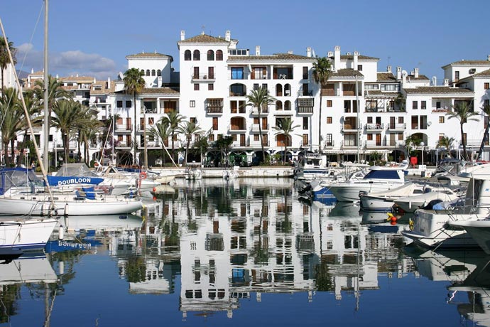 La Guardia Civil investiga el hallazgo de una pareja en avanzado estado de descomposición en el municipio malagueño de Manilva