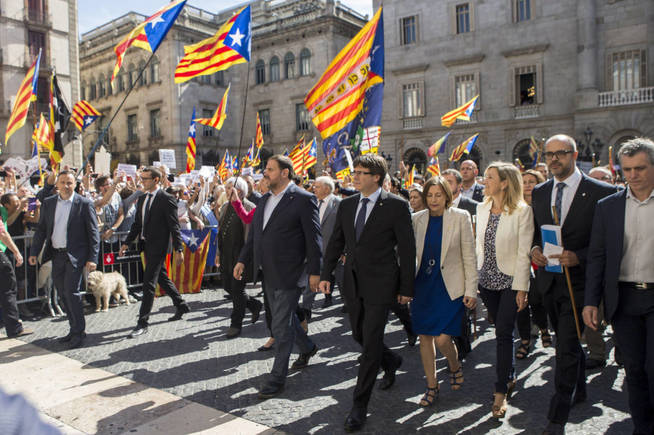El Gobierno toma las riendas de la Generalitat convencido de la lealtad de sus funcionarios