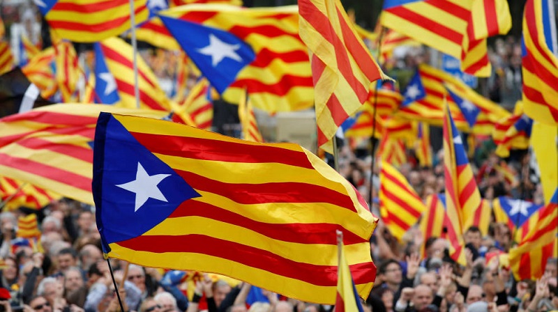 Reunión de urgencia entre Vila y los agentes sociales por la fuga de empresas de Cataluña