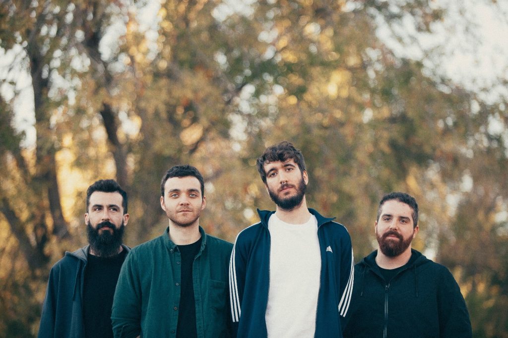 VIVA BELGRADO se reinventan y coquetean con el emotrap en su nuevo single Guillotinas VIVA BELGRADO se reinventan y coquetean con el emotrap en su nuevo single Guillotinas