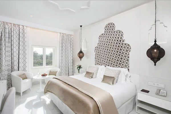 El Gran Hotel Miramar abre sus puertas oficialmente en Málaga El Gran Hotel Miramar abre sus puertas oficialmente en Málaga
