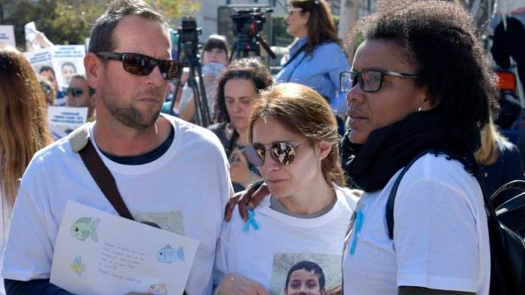 Ana Julia Quezada, pareja del padre de Gabriel Cruz principal sospechosa se encuentra actualmente en dependencias policiales de la comandancia de la Guardia Civil en Almería Ana Julia Quezada, pareja del padre de Gabriel Cruz principal sospechosa se encuentra actualmente en dependencias policiales de la comandancia de la Guardia Civil en Almería