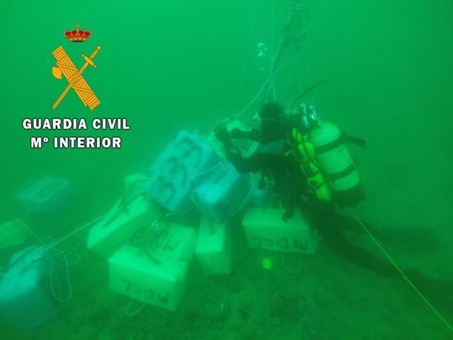 La Guardia Civil desmantela una organización criminal dedicada al tráfico de drogas y se incauta de cerca de 9000 Kg. de hachís