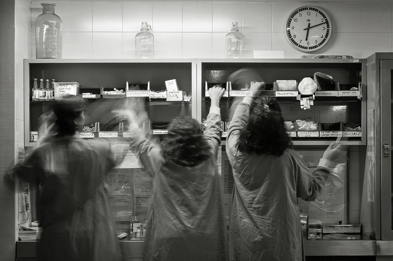 Un onubense se alza como el ganador del tercer premio del certamen FotoEnfermería 2018 organizado por el Consejo General de Enfermería y Novartis Un onubense se alza como el ganador del tercer premio del certamen FotoEnfermería 2018 organizado por el Consejo General de Enfermería y Novartis