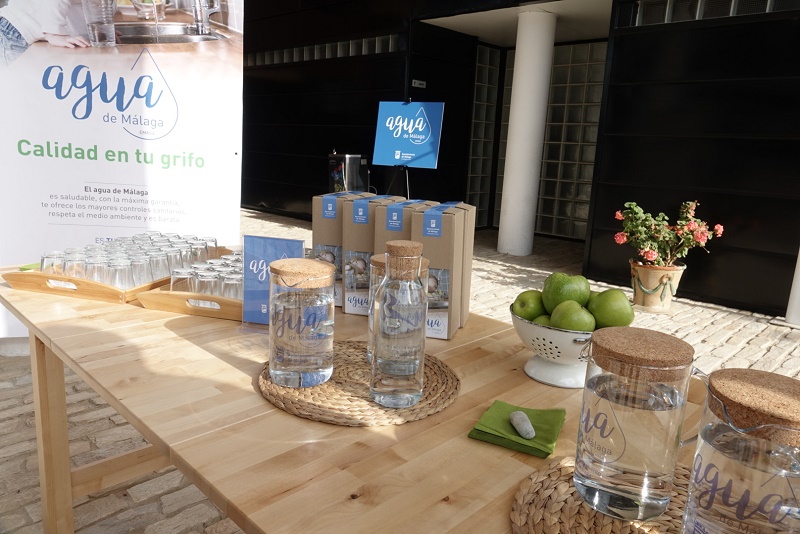 EL AYUNTAMIENTO PRESENTA LA MARCA ‘AGUA DE MÁLAGA’ EL AYUNTAMIENTO PRESENTA LA MARCA ‘AGUA DE MÁLAGA’