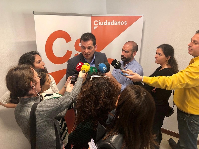 Cs culpa a De la Torre de la ruptura del acuerdo y no descarta una moción de censura en el Ayuntamiento