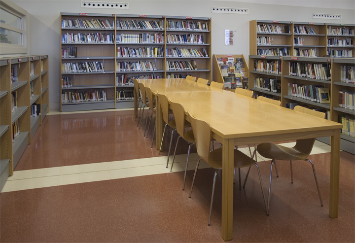 La Biblioteca Municipal de Torremolinos ofrece mañana sábado una función de cuentacuentos infantiles y familiares