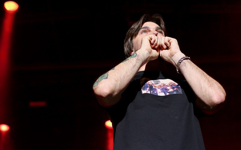 STARLITE BAILA AL RITMO DE JUANES CON UN PÚBLICO ENTREGADO