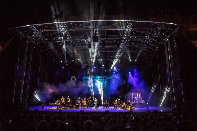 ESPECIAL MIGUEL POVEDA CELEBRA SUS 30 AÑOS DE CARRERA SOBRE EL ESCENARIO DE STARLITE ESPECIAL MIGUEL POVEDA CELEBRA SUS 30 AÑOS DE CARRERA SOBRE EL ESCENARIO DE STARLITE