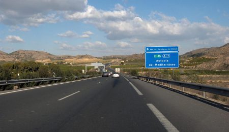Cortado el tráfico en el kilómetro 258 de la A7 por una colisión múltiple que ha dejado un fallecido
