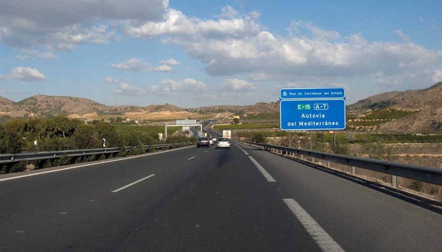 Cortado el tráfico en el kilómetro 258 de la A7 por una colisión múltiple que ha dejado un fallecido