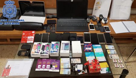 La Policía Nacional desmantela una organización criminal dedicada a obtener microcréditos online de manera fraudulenta
