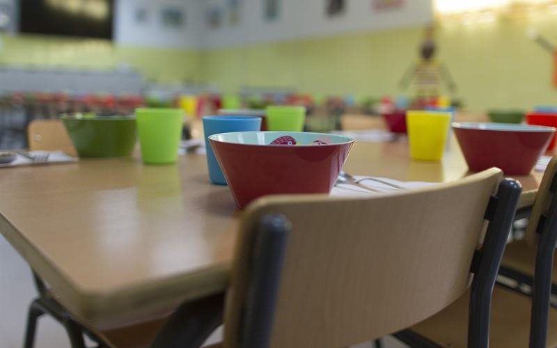 Ayuntamiento habilita con Junta puntos de recogida de comida en 61 centros escolares