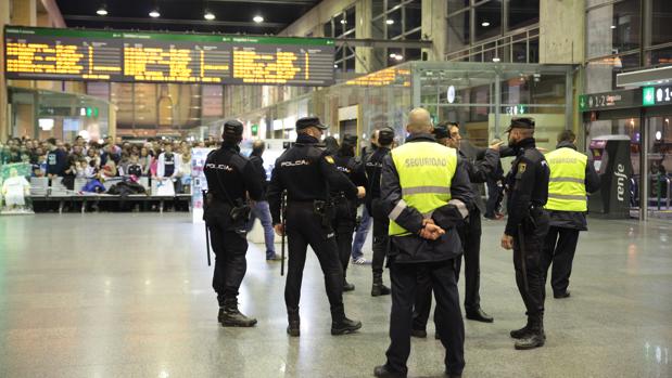 Los profesionales de vigilancia de seguridad, reconocen sentirse olvidados ante la crisis del coronavirus