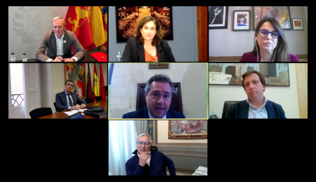 Málaga participa en un encuentro de alcaldes para abordar la gestión de la crisis del coronavirus