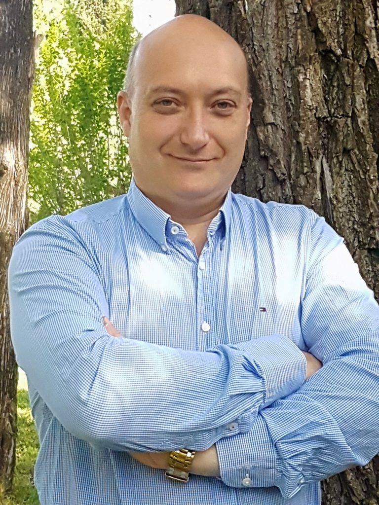 COMUNICADO: ESTIMADOS VECINOS DE NUESTRO BARRIO MALAGUEÑO CERRADO DE CALDERÓN DE MÁLAGA