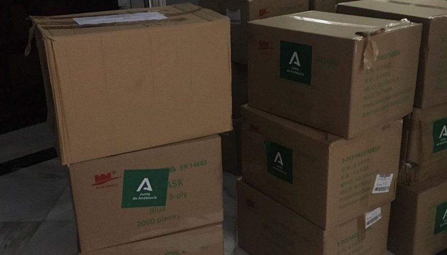 La Junta de Andalucía reparte más de 66.000 mascarillas para personal de Ayuda a Domicilio en la provincia de Málaga