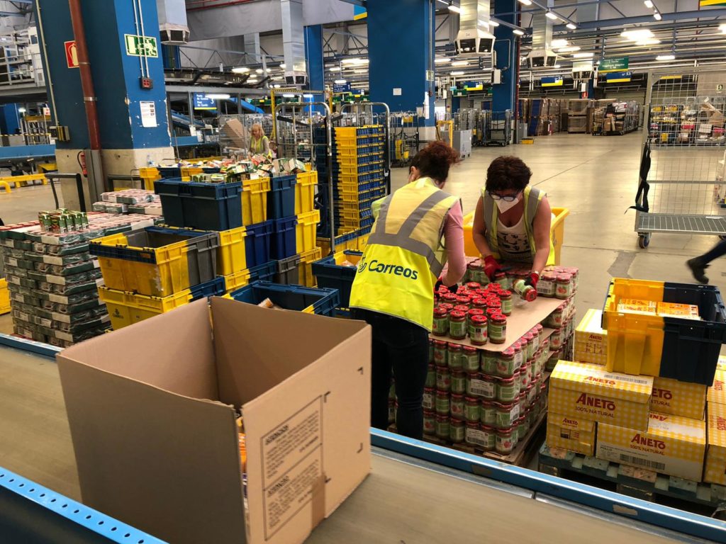 Correos ya ha participado en más de 450 iniciativas solidarias Correos ya ha participado en más de 450 iniciativas solidarias