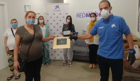 CaixaBank y la Fundación “la Caixa” destinan 2.000 euros a 40 familias malagueñas a través de RedMadre Málaga