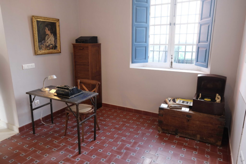 ESTRELLA DE DIEGO INDAGA SOBRE EL MISTERIO DE LAS CASAS-MUSEO EN LA CASA GERALD BRENAN DE MÁLAGA ESTRELLA DE DIEGO INDAGA SOBRE EL MISTERIO DE LAS CASAS-MUSEO EN LA CASA GERALD BRENAN DE MÁLAGA