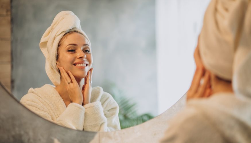 7 de cada 10 mujeres cuidan más su piel tras el uso de la mascarilla