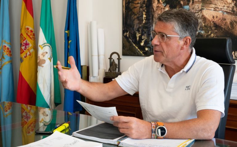 El Ayuntamiento de Nerja, Málaga da luz verde a la construcción de un aparcamiento en Maro