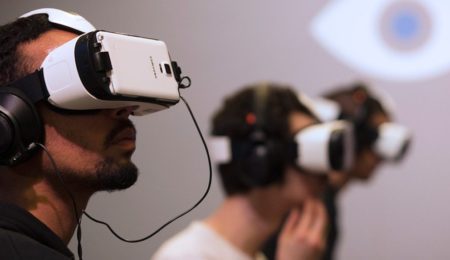Vodafone finaliza el videojuego de realidad virtual sobre red 5G en el Museo Automovilístico y de la Moda de Málaga