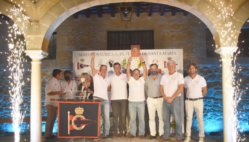 El ‘DE 6 Foster Swiss’, a un paso del zarpazo final en la 50ª Semana Náutica de El Puerto de Santa María