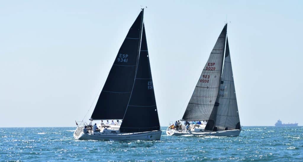 El ‘DE 6 Foster Swiss’, a un paso del zarpazo final en la 50ª Semana Náutica de El Puerto de Santa María