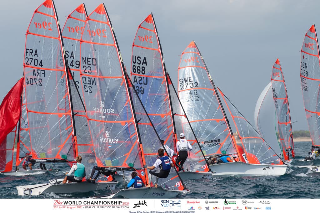 España se baña en oro, plata y bronce en el Mundial Zhik 29er de València