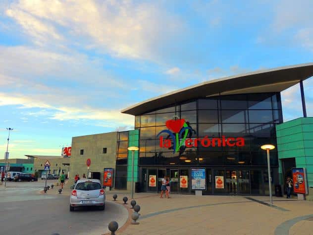 El Centro Comercial La Verónica ubicado en Antequera, Málaga, vuelve al cole con actividades y regalos para toda la familia