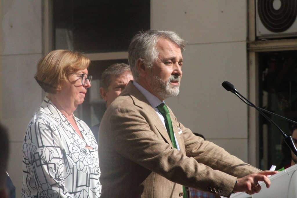 Rubén Manso reivindica en Málaga el orgullo de pertenencia a la familia, a España y a la Hispanidad