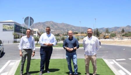 Comienzan a dar servicio las dos nuevas rotondas de la carretera de Mijas, Málaga