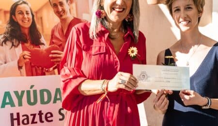El restaurante La Odisea dona la mitad de su recaudación a CUDECA