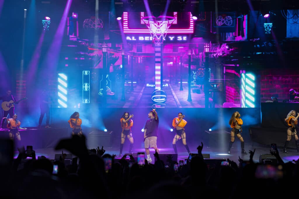 Especial "Nicky Jam" pone en pie a Starlite Catalana Occidente en una noche 'infinita'