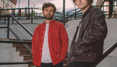 Dentro del EP homónimo de Besmaya descubrimos dos temas inéditos “Frágiles” y “Cuando deje de llover”