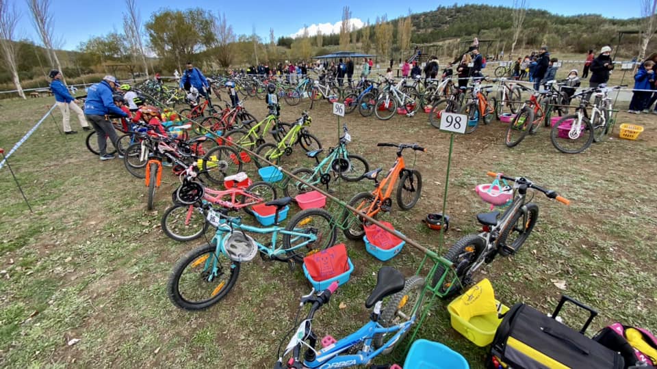 Samuel Núñez y María Belén Mejías vencen en el VI Duatlón Cros Ciudad de Antequera