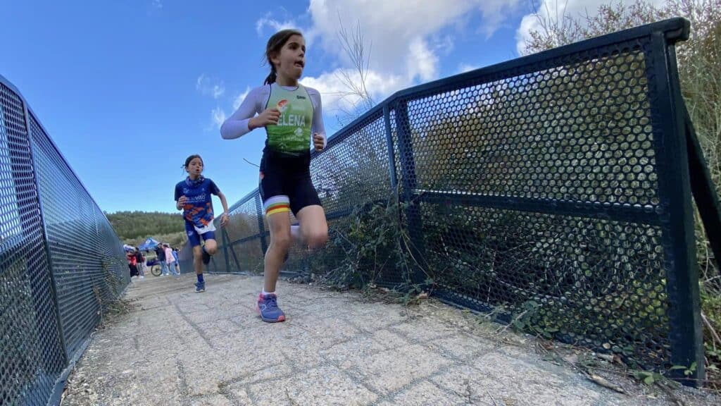 Samuel Núñez y María Belén Mejías vencen en el VI Duatlón Cros Ciudad de Antequera