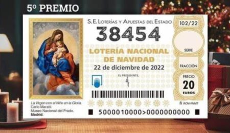 El 38.454, el cuarto quinto premio, deja 60.000 euros en la localidad malagueña de Fuengirola