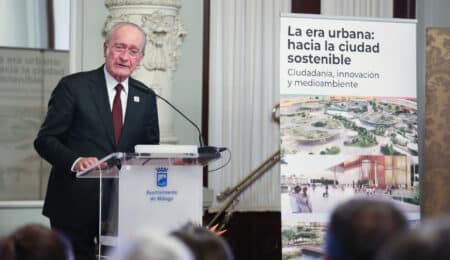 EL AYUNTAMIENTO ACOGE UN ACTO DE PROMOCIÓN DE LA CANDIDATURA A LA EXPO 2027 CON EL CUERPO CONSULAR DE LA CIUDAD