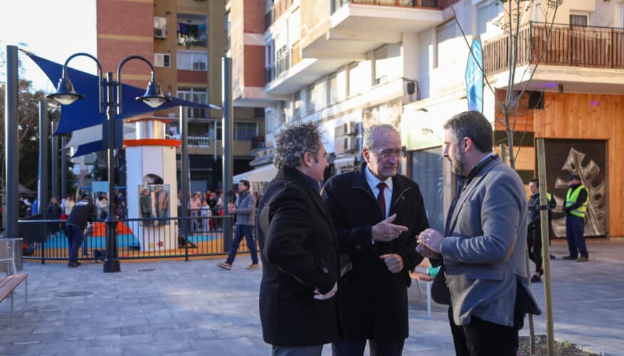 LA CONOCIDA COMO PLAZA DEL CHANQUETE DE MÁLAGA, GANA ESPACIO PARA DISFRUTE DE LA CIUDADANÍA Y REMODELA SU PARQUE INFANTIL
